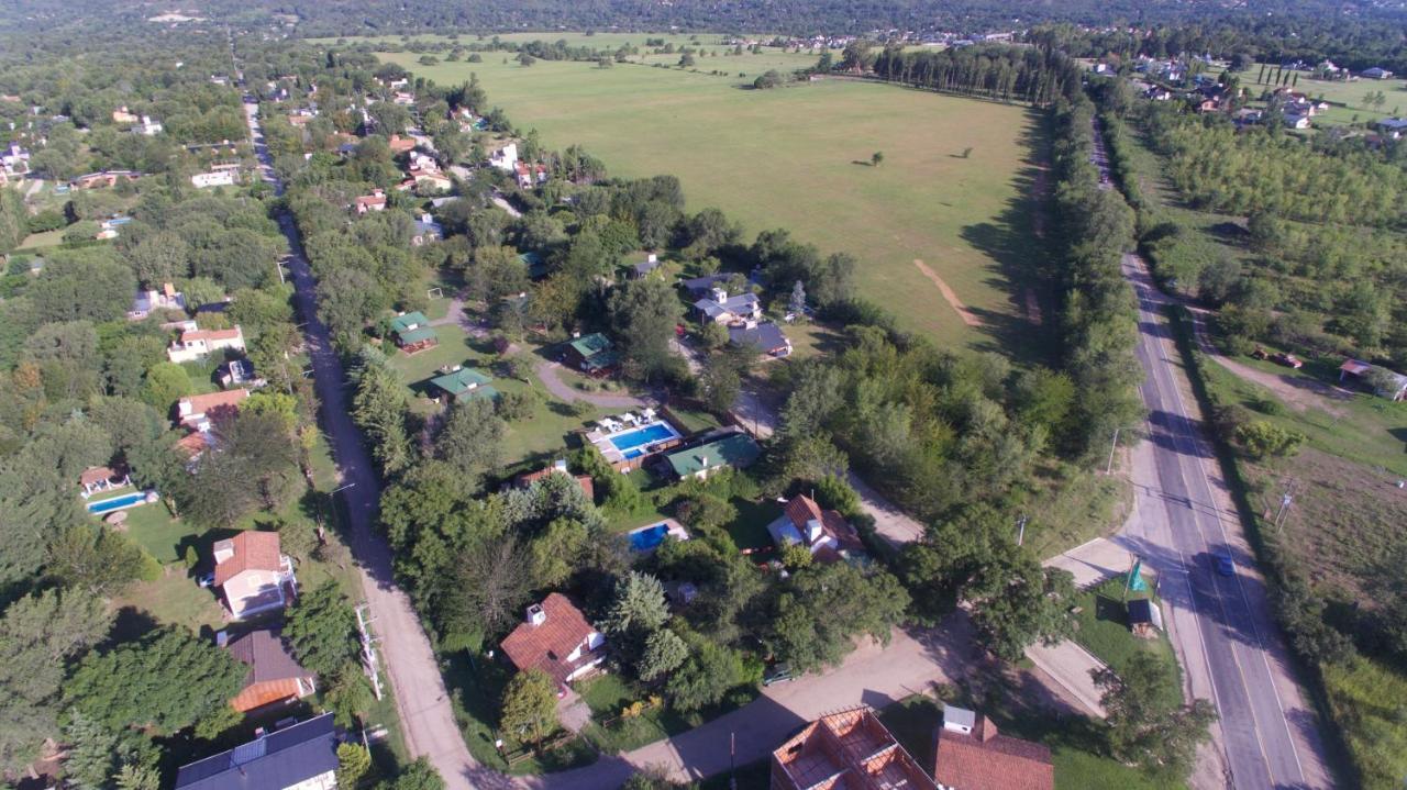Cabanas Cuatro Horizontes Вилья-Хенераль-Бельграно Экстерьер фото