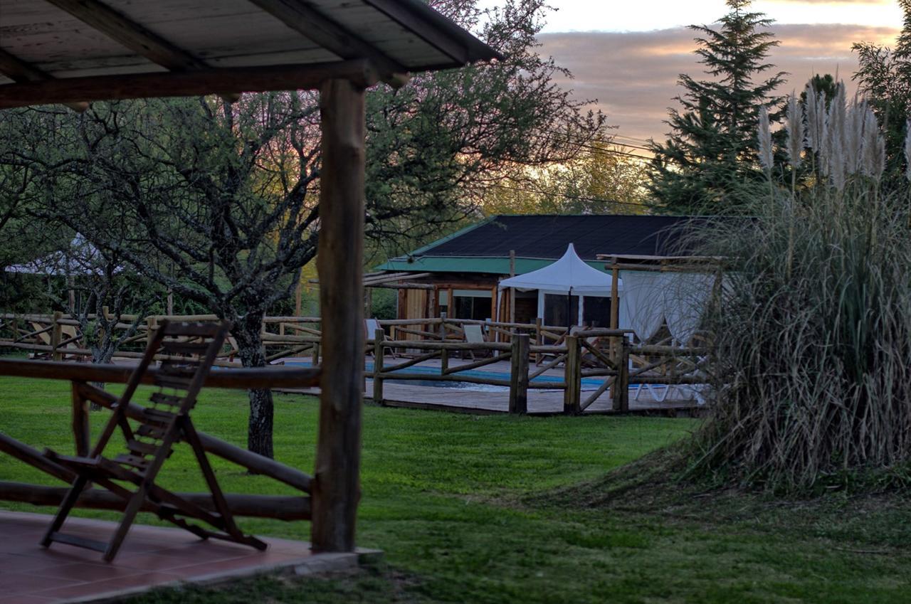 Cabanas Cuatro Horizontes Вилья-Хенераль-Бельграно Экстерьер фото