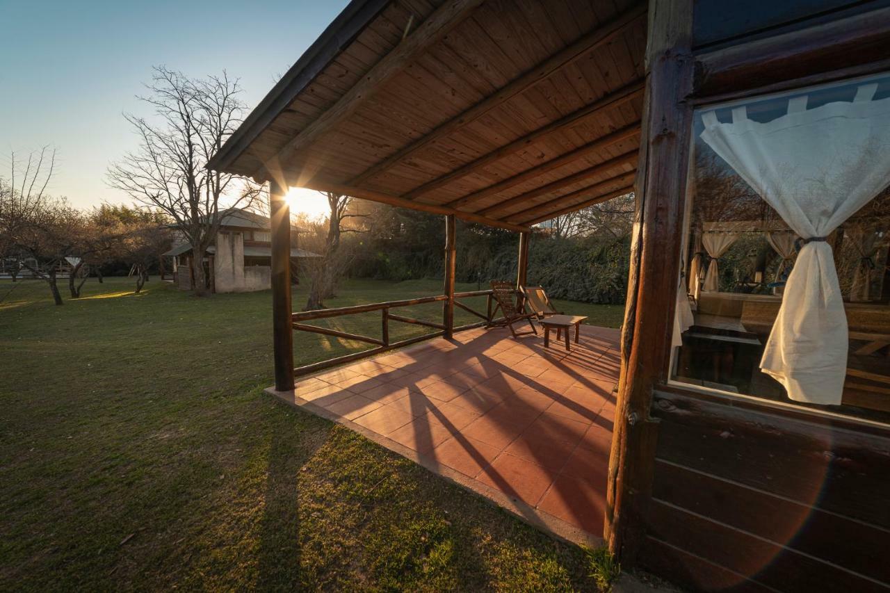 Cabanas Cuatro Horizontes Вилья-Хенераль-Бельграно Экстерьер фото